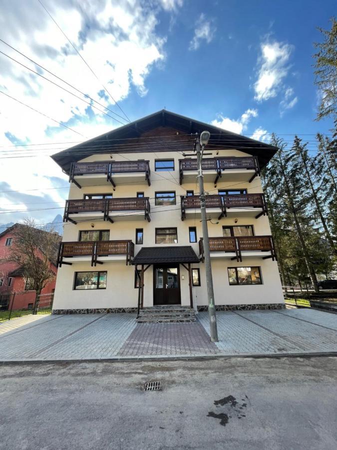 Castle Residence Apt. Zamorei Буштени Экстерьер фото
